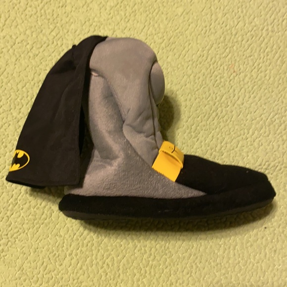 Batman Slippers - Picture 5 of 6